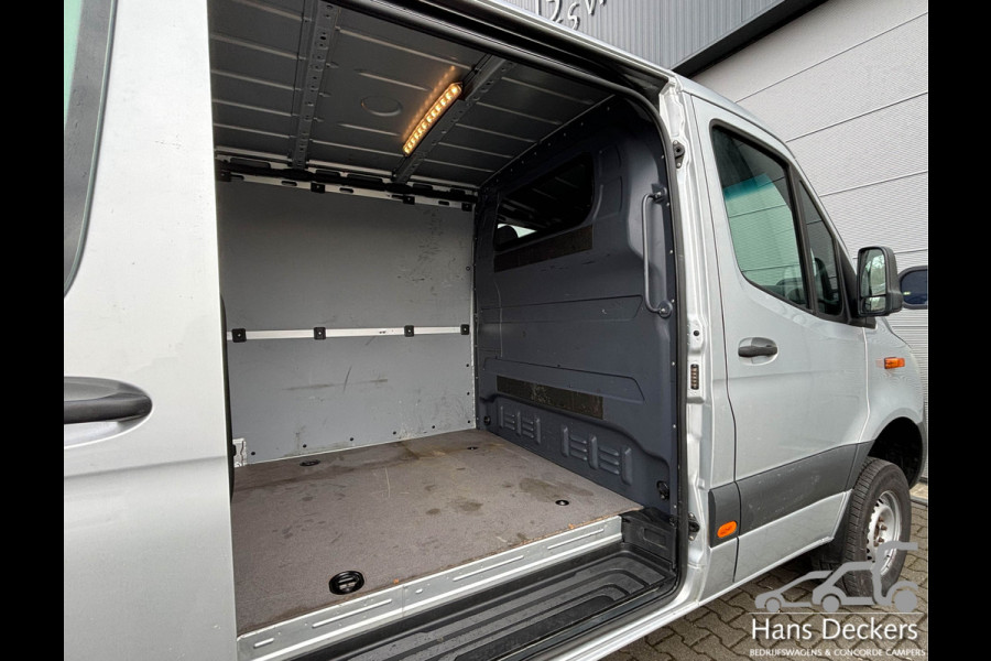 Mercedes-Benz Sprinter 316 4x4 L2 H1 163PK Led Trekhaak Airco + Sperdiferentieel