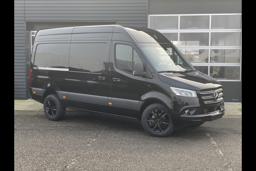 Mercedes-Benz Sprinter 319 CDI AUTOM.L2H2 RWD 190 PK 3.5 T CAMERA / NAVI