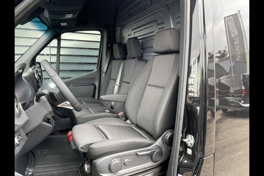 Mercedes-Benz Sprinter 319 CDI AUTOM.L2H2 RWD 190 PK 3.5 T CAMERA / NAVI