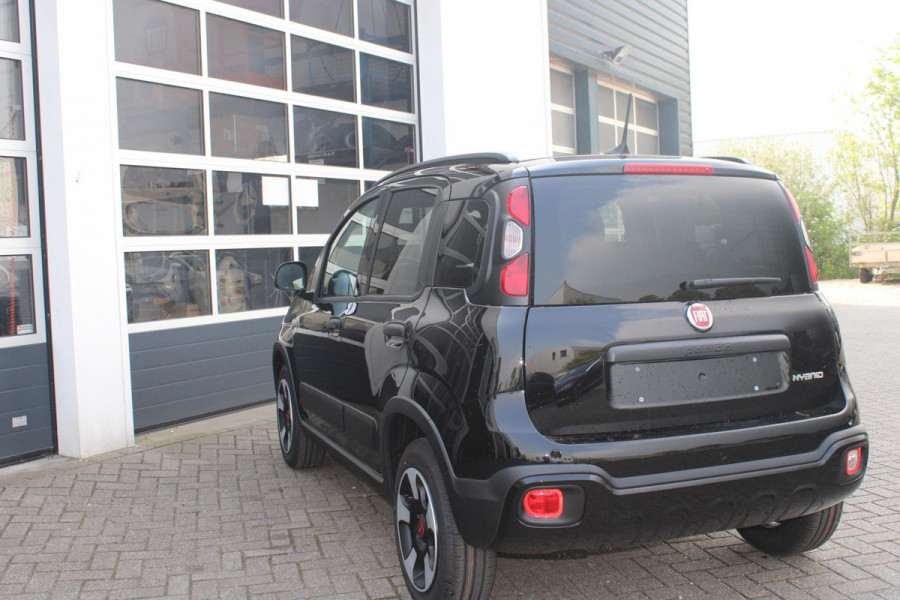 Fiat Panda Hybrid Cross | Airco | Bluetooth Dakrails | LED | PDC | Uit voorraad leverbaar !