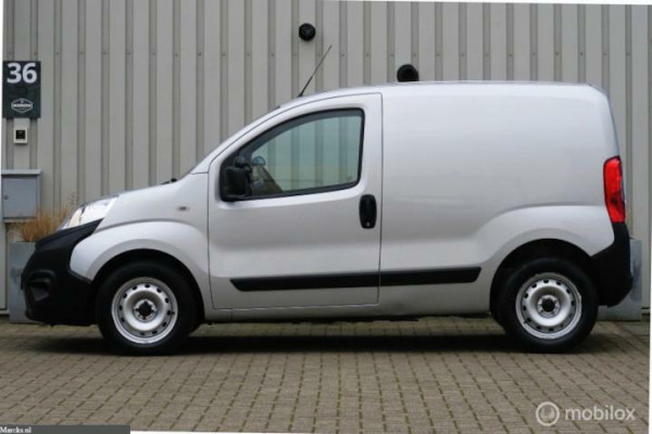 Fiat Fiorino 1.3 MJ EURO 6 Navigatie Airco 1e EIG Grijs metl