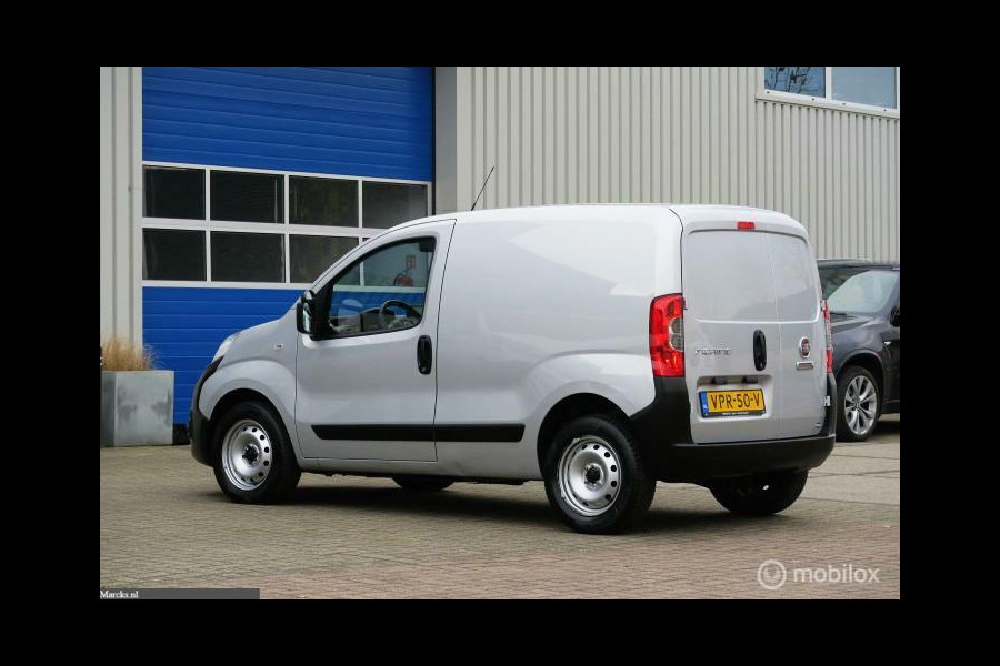 Fiat Fiorino 1.3 MJ EURO 6 Navigatie Airco 1e EIG Grijs metl