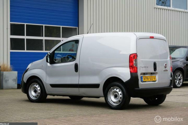 Fiat Fiorino 1.3 MJ EURO 6 Navigatie Airco 1e EIG Grijs metl