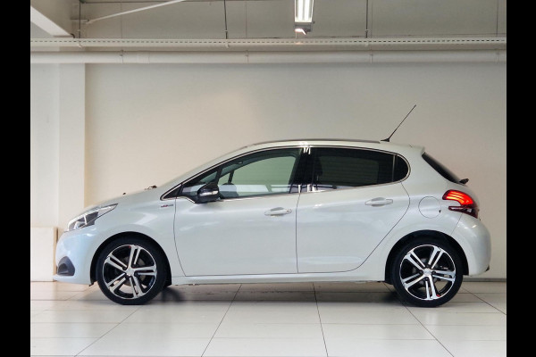 Peugeot 208 1.2 PureTech GT-line 110 PK | Panoramadak | Navigatie | Apple Carplay/Android Auto | Cruise Control