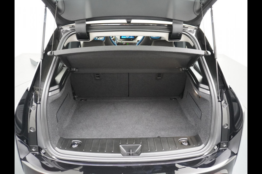 BMW i3 Executive Edition 120Ah 42 kWh UNIEKE KM STAND |  NAVI | RIJKLAARPRIJS INCL. 12 MND. BOVAGGARANTIE