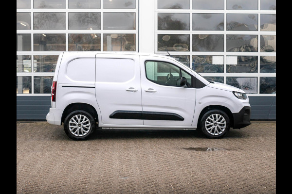 Fiat Doblò 1.5D 100pk L1 1000kg | Uit voorraad leverbaar | Clima | Pack Winter | Trekhaak | 16" | Pack Look | Keyless | Camera | Apple Carplay