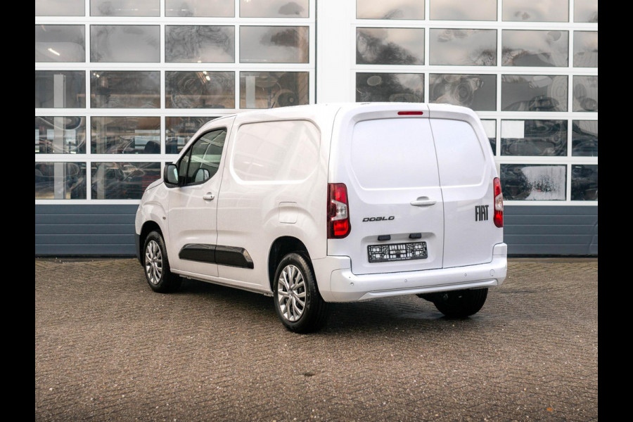 Fiat Doblò 1.5D 100pk L1 1000kg | Uit voorraad leverbaar | Clima | Pack Winter | Trekhaak | 16" | Pack Look | Keyless | Camera | Apple Carplay