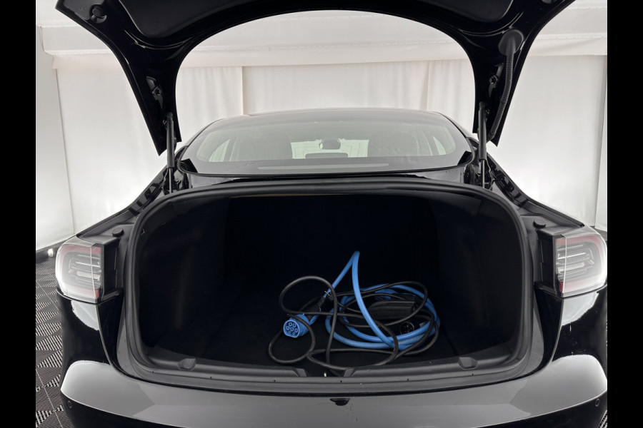 Tesla Model 3 Long Range AWD 75 kWh [ 3-Fase ] (INCL-BTW) Aut. *PANO | AUTO-PILOT | NAPPA-FULL-LEATHER | KEYLESS | FULL-LED | MEMORY-PACK | SURROUND-VIEW | DAB | CAPPLAY | DIGI-COCKPIT | LANE-ASSIST | COMFORT-SEATS | 18"ALU*