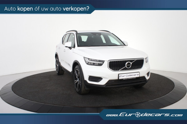 Volvo XC40 1.5 T2 Momentum *Navigatie*Standkachel*DAB*