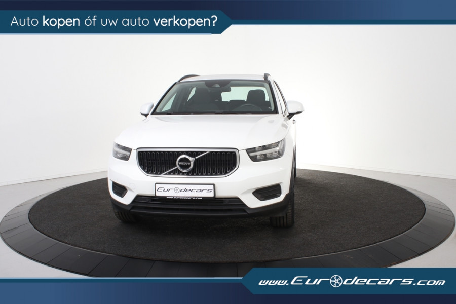 Volvo XC40 1.5 T2 Momentum *Navigatie*Standkachel*DAB*