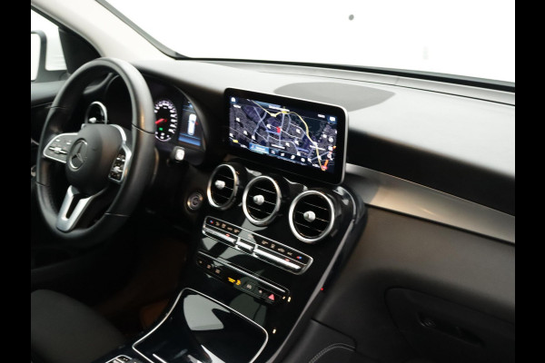 Mercedes-Benz GLC 300e 4MATIC Business Solution 19”LMV CAMERA NAVI