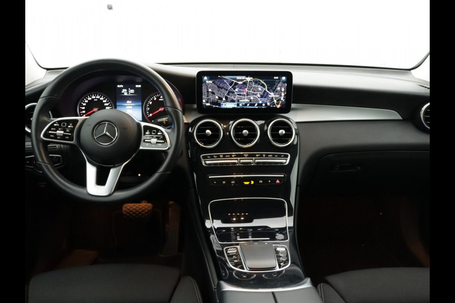 Mercedes-Benz GLC 300e 4MATIC Business Solution 19”LMV CAMERA NAVI