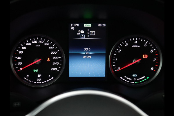 Mercedes-Benz GLC 300e 4MATIC Business Solution 19”LMV CAMERA NAVI