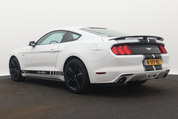 Ford Mustang Fastback 2.3 EcoBoost(Nieuw Staat, Navi, Camera, Parkeersensoren, Etc)