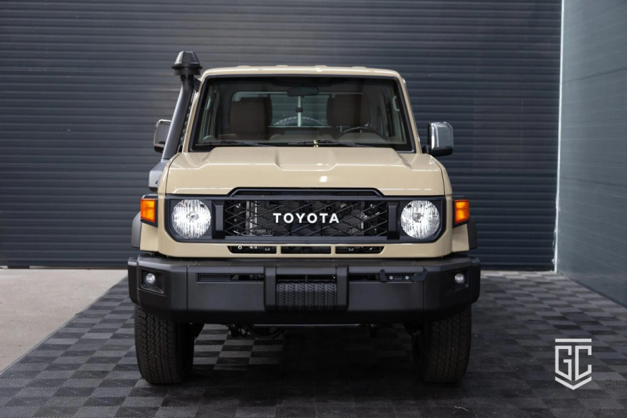 Toyota Land Cruiser GRJ79 Double Cab LX-Z A/T