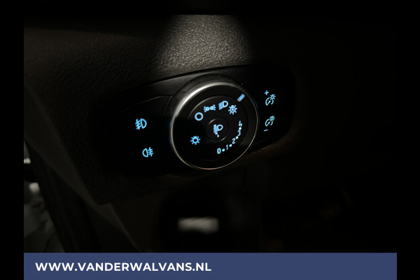 Ford Transit Custom 2.0 TDCI L2H1 Euro6 Airco | Camera | Navigatie | LED | Apple Carplay | Cruisecontrol Parkeersensoren, Verwarmde voorruit, Stoelverwarming, Bijrijdersbank, 2800kg trekvermogen