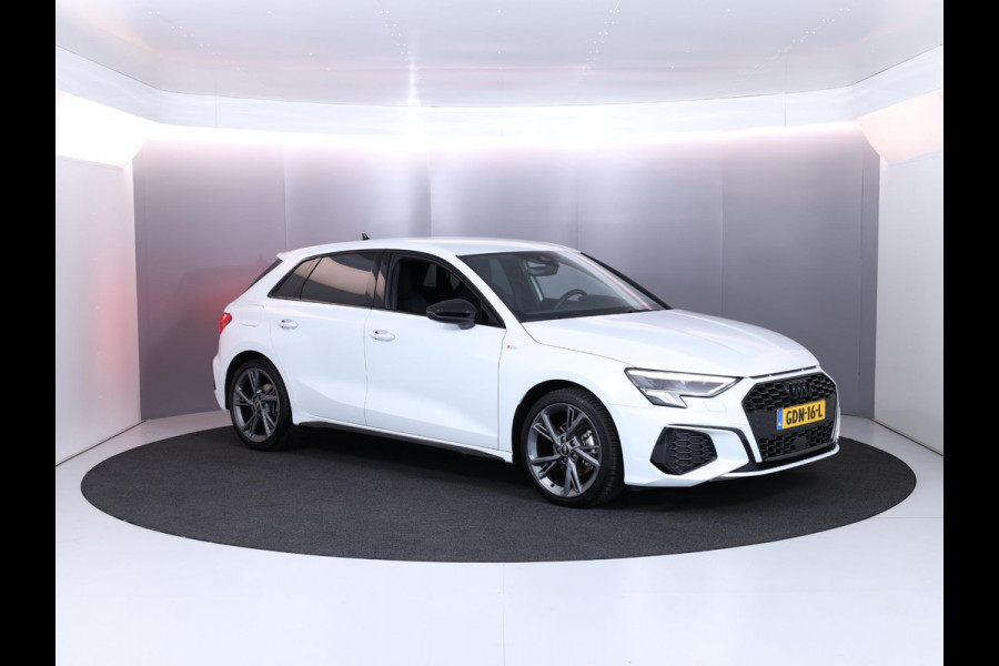 Audi A3 Sportback 35 TFSI S edition 150 pk S-tronic | Private lease vanaf € 599,- pm | Verlengde garantie | Navigatie | Parkeersensoren achter| Adaptieve cruise control | Full-LED koplampen |