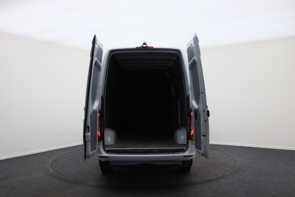 Mercedes-Benz Sprinter 317 CDI Aut. L2H2 Airco, Standkachel, LED, Apple Carplay, Cruise, Camera, DAB, Trekhaak, 18''