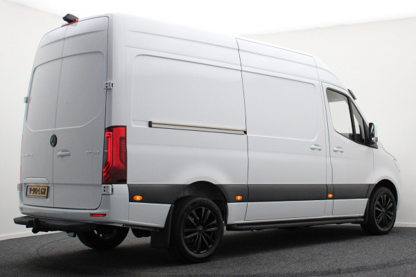Mercedes-Benz Sprinter 317 CDI Aut. L2H2 Airco, Standkachel, LED, Apple Carplay, Cruise, Camera, DAB, Trekhaak, 18''