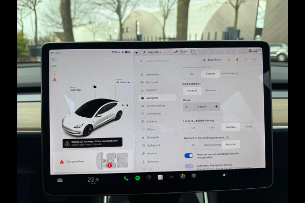 Tesla Model 3 Standard RWD Plus 60 kWh AUTOPILOT| STOELVERWARMING | RIJKLAAPRIJS INCL. 12 MAANDEN BOVAG GARANTIE |