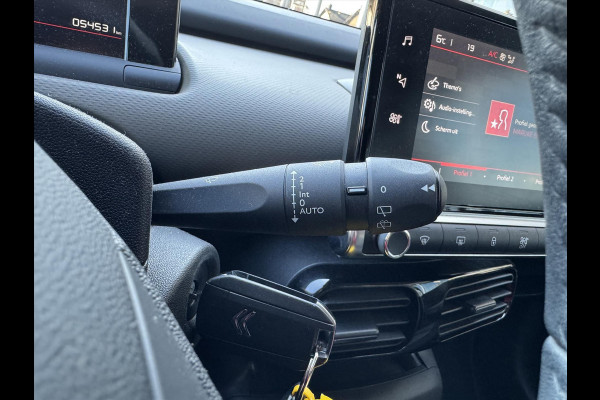 Citroën C4 Cactus 1.2 PureTech Shine | Navigatie, Parkeercamera, Cruise control, Apple CarPlay/Android auto, 16 inch