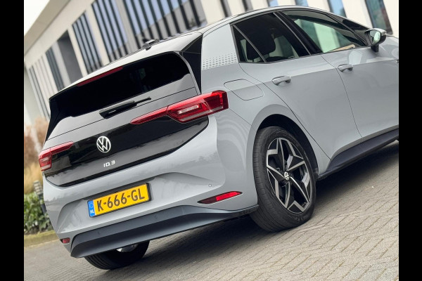 Volkswagen ID.3 First Plus 58 kWh, eerste eigenaar, trekhaak, achteruitrijcamera, NL auto met nationale auto pas