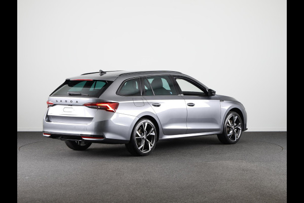 Škoda Octavia Combi Sportline Business 1.5 TSI MHEV 150pk | 19 inch | Light & View | Blind Spot | Infotainment Plus