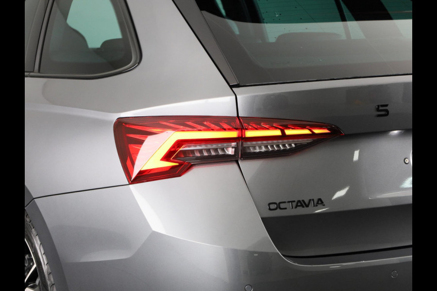 Škoda Octavia Combi Sportline Business 1.5 TSI MHEV 150pk | 19 inch | Light & View | Blind Spot | Infotainment Plus