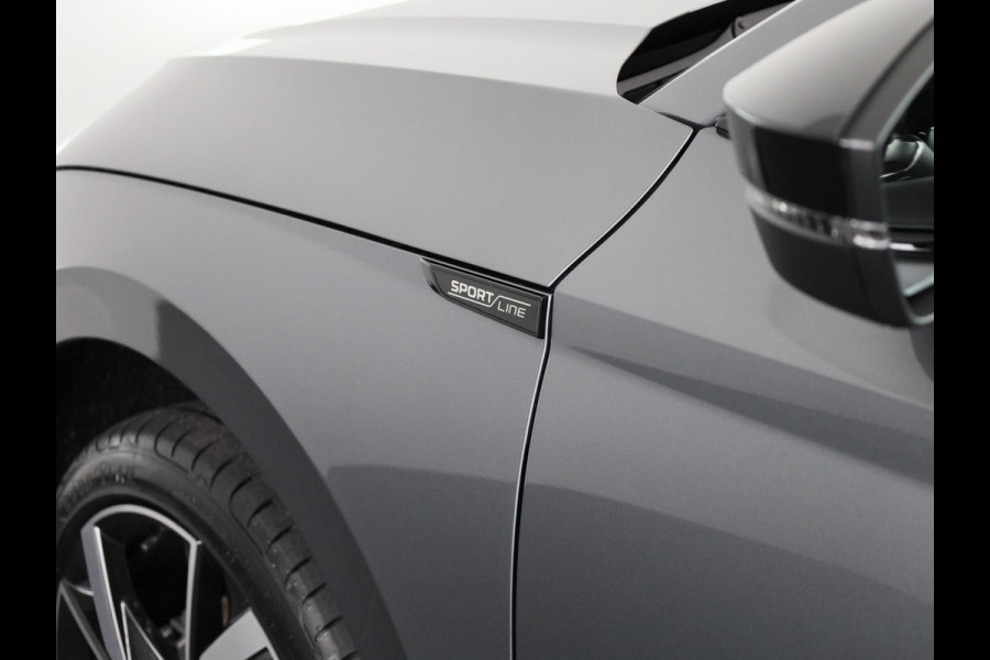 Škoda Octavia Combi Sportline Business 1.5 TSI MHEV 150pk | 19 inch | Light & View | Blind Spot | Infotainment Plus