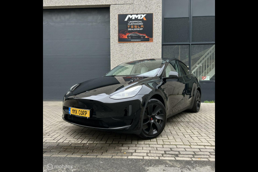 Tesla Model Y Long Range RWD 78 kWh WIT INTERIEUR