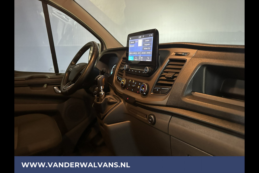 Ford Transit Custom 2.0 TDCI 131pk L1H1 Euro6 Airco | Camera | LED | Cruisecontrol | Apple Carplay Android Auto, 2500kg Trekhaak, Parkeersensoren, Stoelverwarming, Verwarmde voorruit, Bijrijdersbank