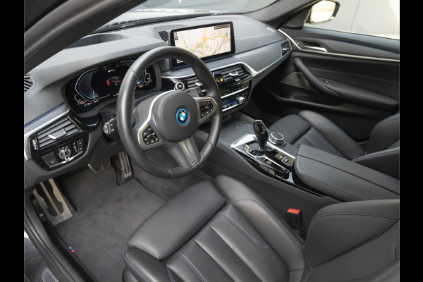 BMW 5 Serie Touring 530e M-Sport - Harman Kardon - Driving Ass Prof - 2x TV - Trekhaak - Head-Up