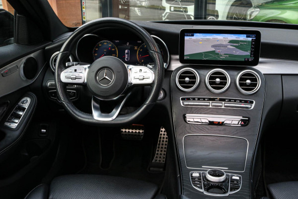 Mercedes-Benz C-Klasse 180 AMG - PANO - CAMERA - CARPLAY - VOL!!