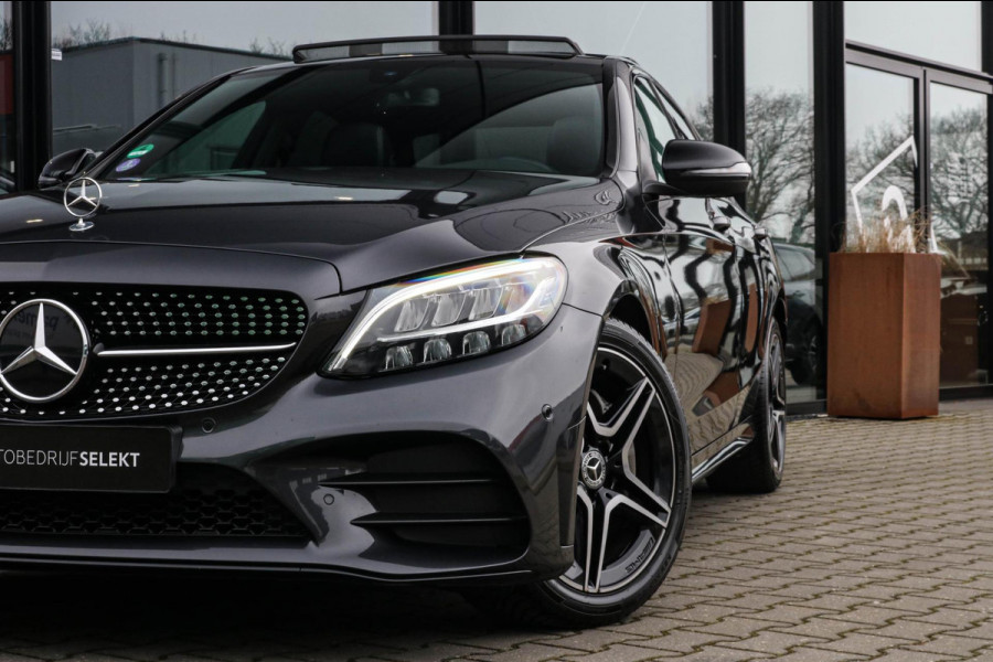 Mercedes-Benz C-Klasse 180 AMG - PANO - CAMERA - CARPLAY - VOL!!