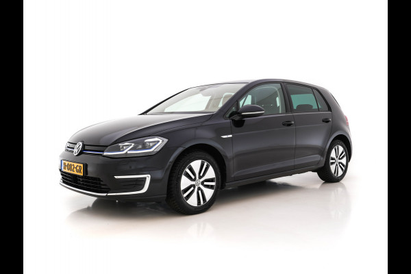 Volkswagen e-Golf Aut. *VIENNA-FULL-LEATHER | HEAT-PUMP | ADAPTIVE-CRUISE | FULL-LED | HEATED-SEATS | BLIS | DIGI-COCKPIT | NAVI-FULLMAP | SPORT-SEATS | CCS-FASTLOADER | KEYLESS | DAB+ | ECC | AMBIENT-LIGHT |