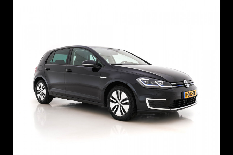 Volkswagen e-Golf Aut. *VIENNA-FULL-LEATHER | HEAT-PUMP | ADAPTIVE-CRUISE | FULL-LED | HEATED-SEATS | BLIS | DIGI-COCKPIT | NAVI-FULLMAP | SPORT-SEATS | CCS-FASTLOADER | KEYLESS | DAB+ | ECC | AMBIENT-LIGHT |