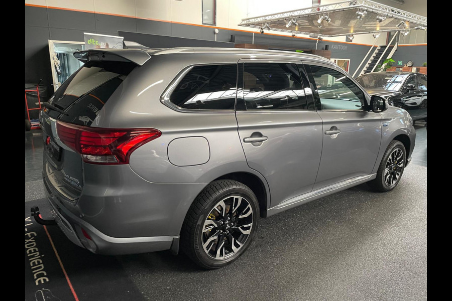 Mitsubishi Outlander 2.4 PHEV Intense+ CARPLAY/ACC/RUITJES LEDER/360CAMERA