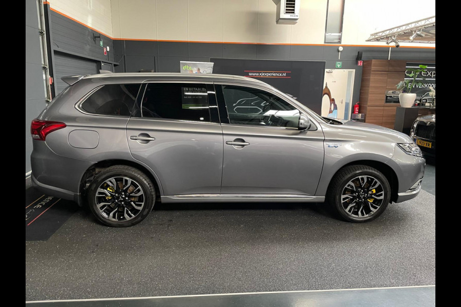 Mitsubishi Outlander 2.4 PHEV Intense+ CARPLAY/ACC/RUITJES LEDER/360CAMERA