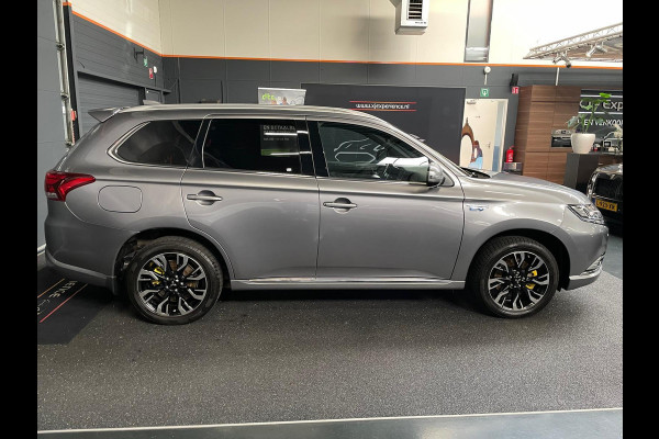 Mitsubishi Outlander 2.4 PHEV Intense+ CARPLAY/ACC/RUITJES LEDER/360CAMERA