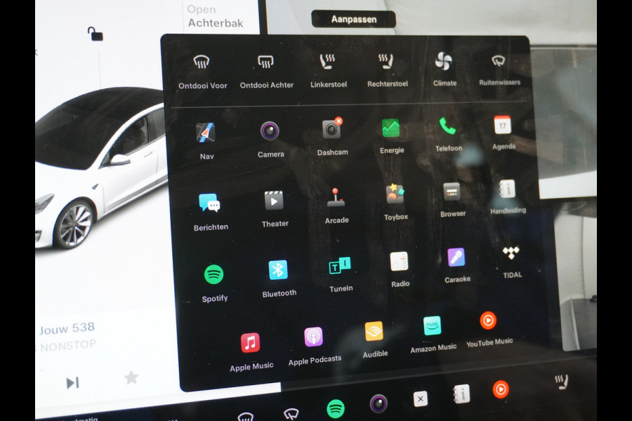 Tesla Model 3 SR+60kWh 326PK AutoPilot FSD-v.b Leer PanoDak Adaptive cruise Premium-Luidsprekers Telefoon-Sleutel 18" Camera's Elektr.-Stuur+S Ecc Navigatiesysteem full map LED-a+v Comfortstoel(en) ACC Dual-ECC DAB Voorverwarmen interieur via App Keyless via Telefoonsleutel One-Pedal-Drive Orig. nlse auto