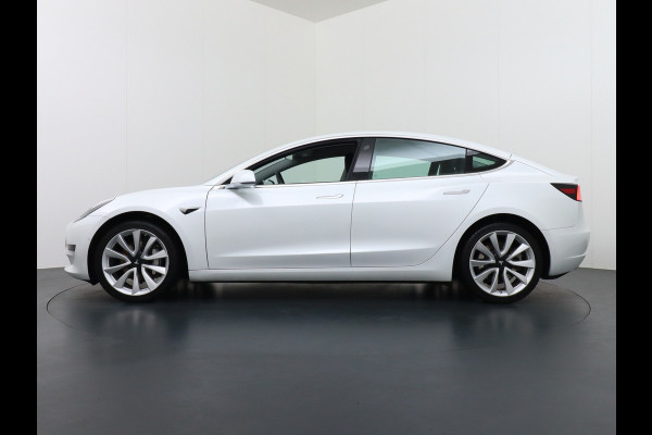 Tesla Model 3 SR+60kWh 326PK AutoPilot FSD-v.b Leer PanoDak Adaptive cruise Premium-Luidsprekers Telefoon-Sleutel 18" Camera's Elektr.-Stuur+S Ecc Navigatiesysteem full map LED-a+v Comfortstoel(en) ACC Dual-ECC DAB Voorverwarmen interieur via App Keyless via Telefoonsleutel One-Pedal-Drive Orig. nlse auto