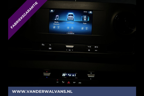 Mercedes-Benz Sprinter 317 CDI 170pk L3H2 Fabrieksgarantie Euro6 Airco | Cruisecontrol | Camera | Apple Carplay Android Auto, Cruisecontrol, Parkeersensoren, Chauffeursstoel, Stoelverwarming, Bijrijdersbank