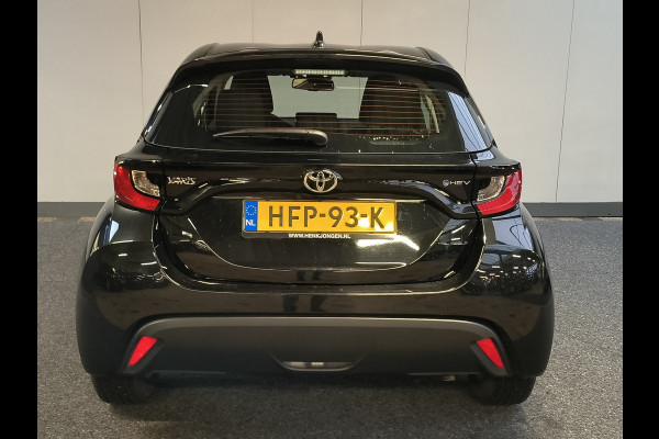 Toyota Yaris 1.5 Hybrid 115 Active uit 2024 Rijklaar + Fabrieksgarantie tot 2029  Henk Jongen Auto's in Helmond,  al 50 jaar service zoals 't hoort!