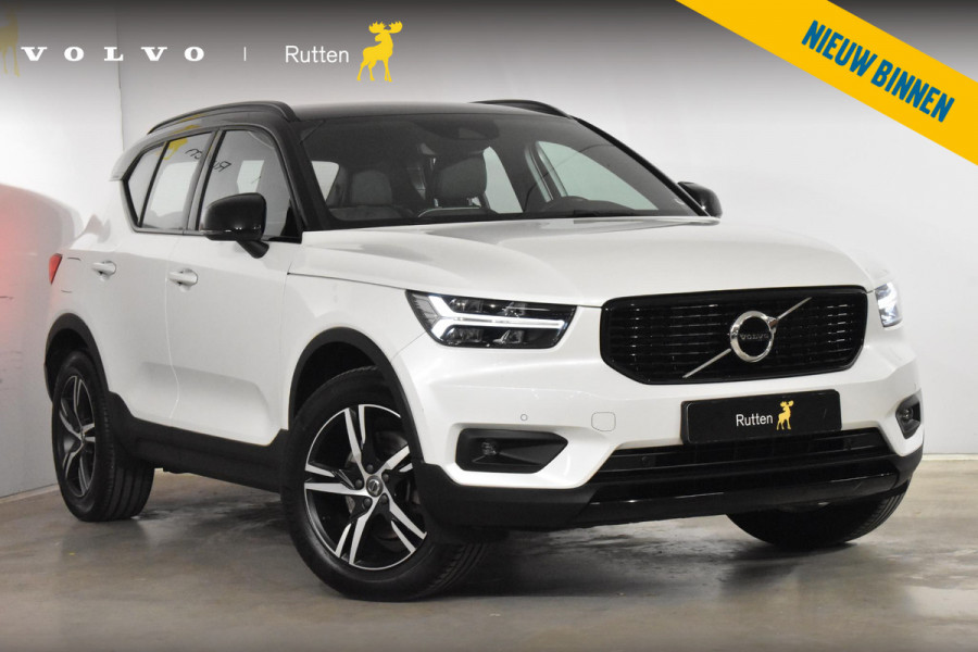 Volvo XC40 T4 190PK Automaat R-Design / Verwarmbare stoelen / Donker getint glas / Park assist voor en achter / Camera achter / Trekhaak