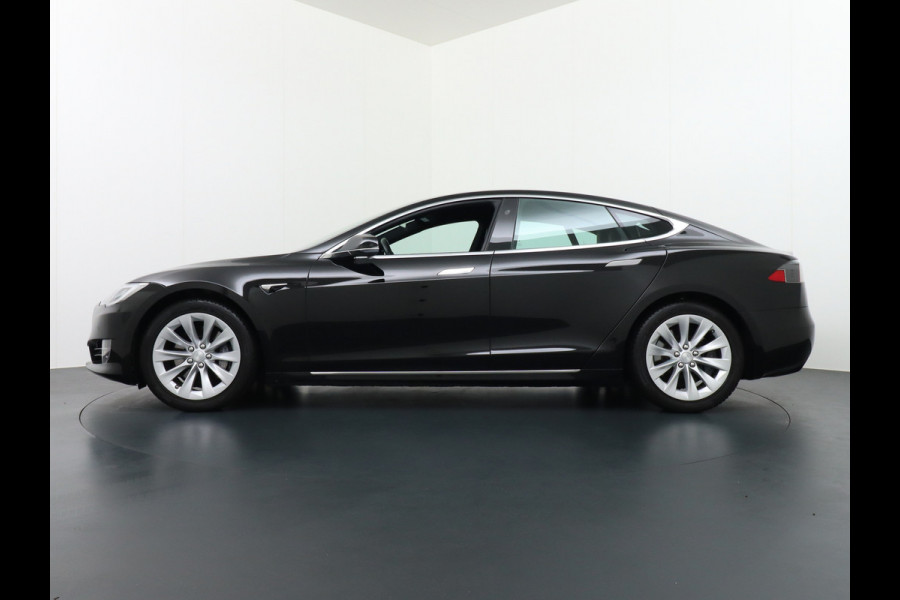 Tesla Model S 75D 476pk AWD Luchtvering Performance Enhanced AutoPilot Navi Panorama-Dak Camera Adaptive-Led Premium Conncetivity Elektr.-1/2- 19"LM 4WD Schuifkanteldak Wi-Fi.Vb. App AEB ASR Rijstrookhulp Bordherkenning ACC ESP DodehoekDetector  Mistlampen Verwarmde-Sproeiers Performance Pakket (panoramadak autopilot) 92.000 nieuw