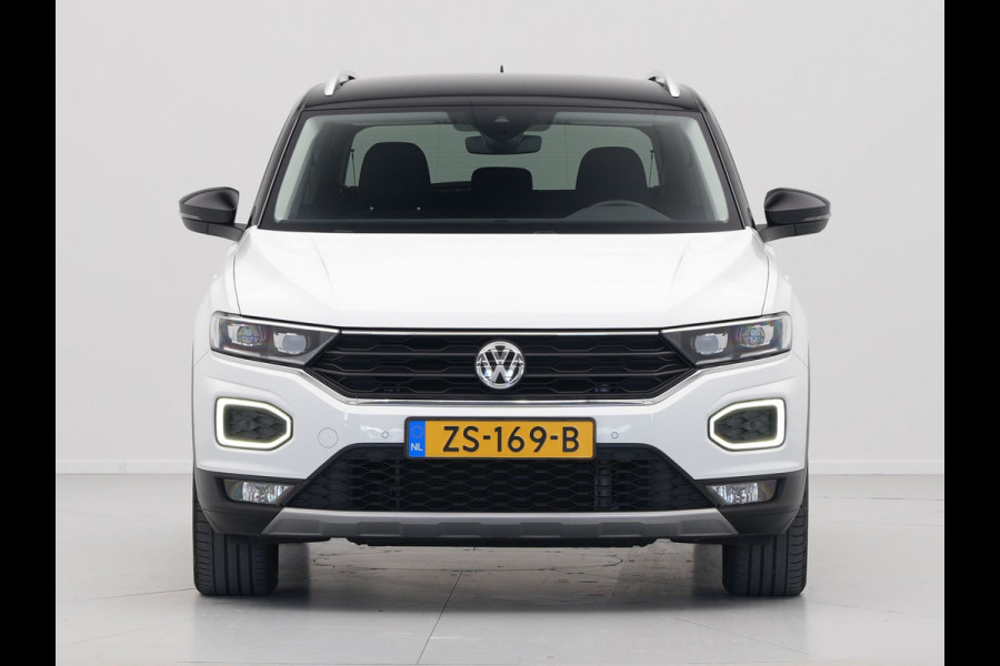 Volkswagen T-Roc 1.0 TSI Style Navigatie Stoelverwarming Pdc Side Assist 343