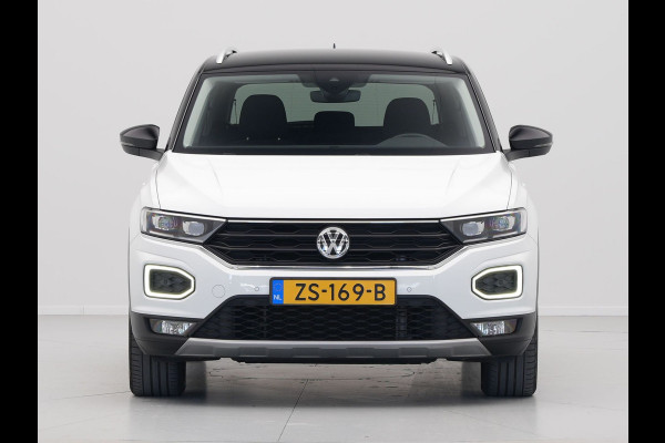 Volkswagen T-Roc 1.0 TSI Style Navigatie Stoelverwarming Pdc Side Assist 343