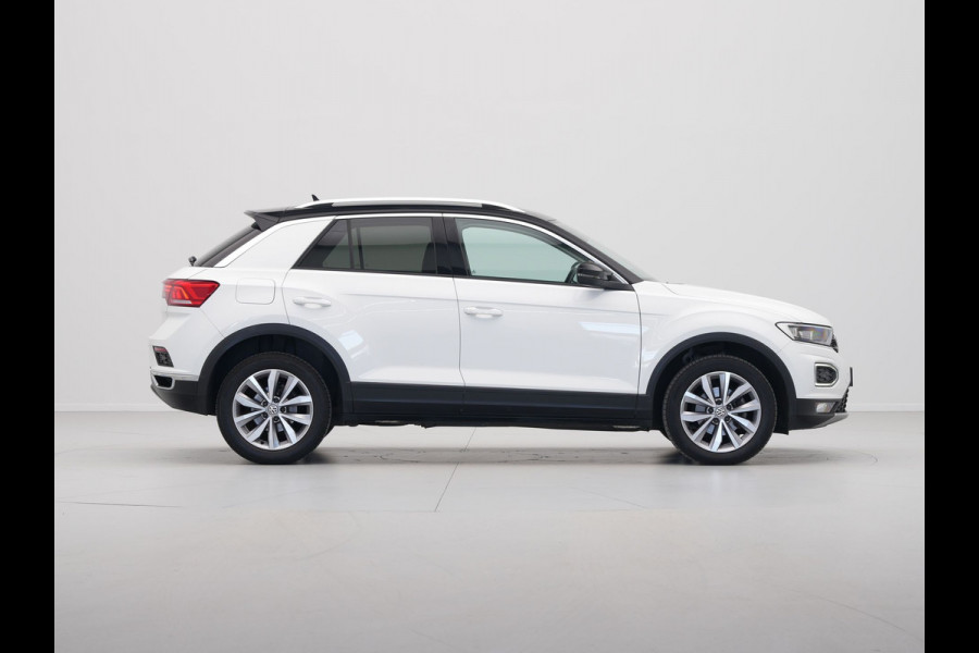 Volkswagen T-Roc 1.0 TSI Style Navigatie Stoelverwarming Pdc Side Assist 343