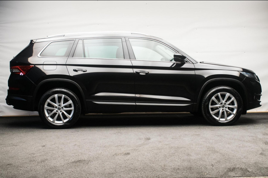 Škoda Kodiaq 1.5 TSI Style Luxury Automaat [ 360 Camera Memory Trekhaak CANTON Sfeerverlichting Carplay Full LED ]