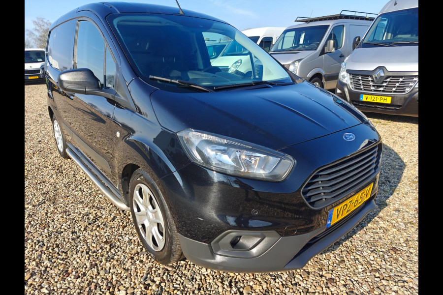 Ford Transit Courier 1.5 TDCI Trend Duratorq S&S ,Camera , navi , cruise , euro 6 , 1e Eig , pracht bus